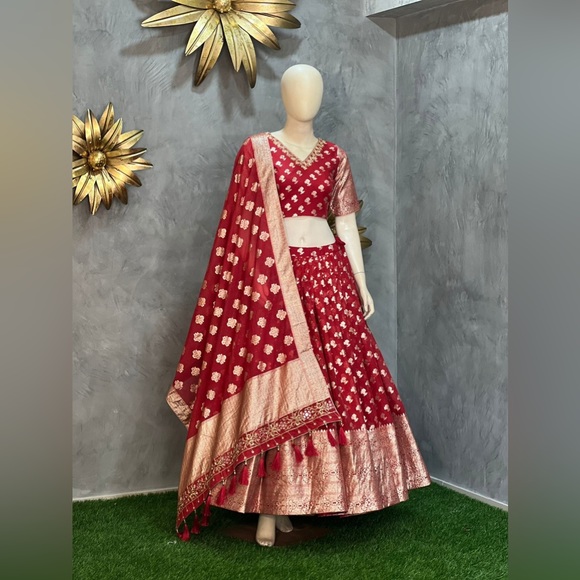 Chaniya Choli / Lenghna / Traditional Indian Choli - Picture 5 of 6